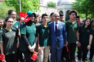 Ziya Paşa Kabri Başında Anıldı